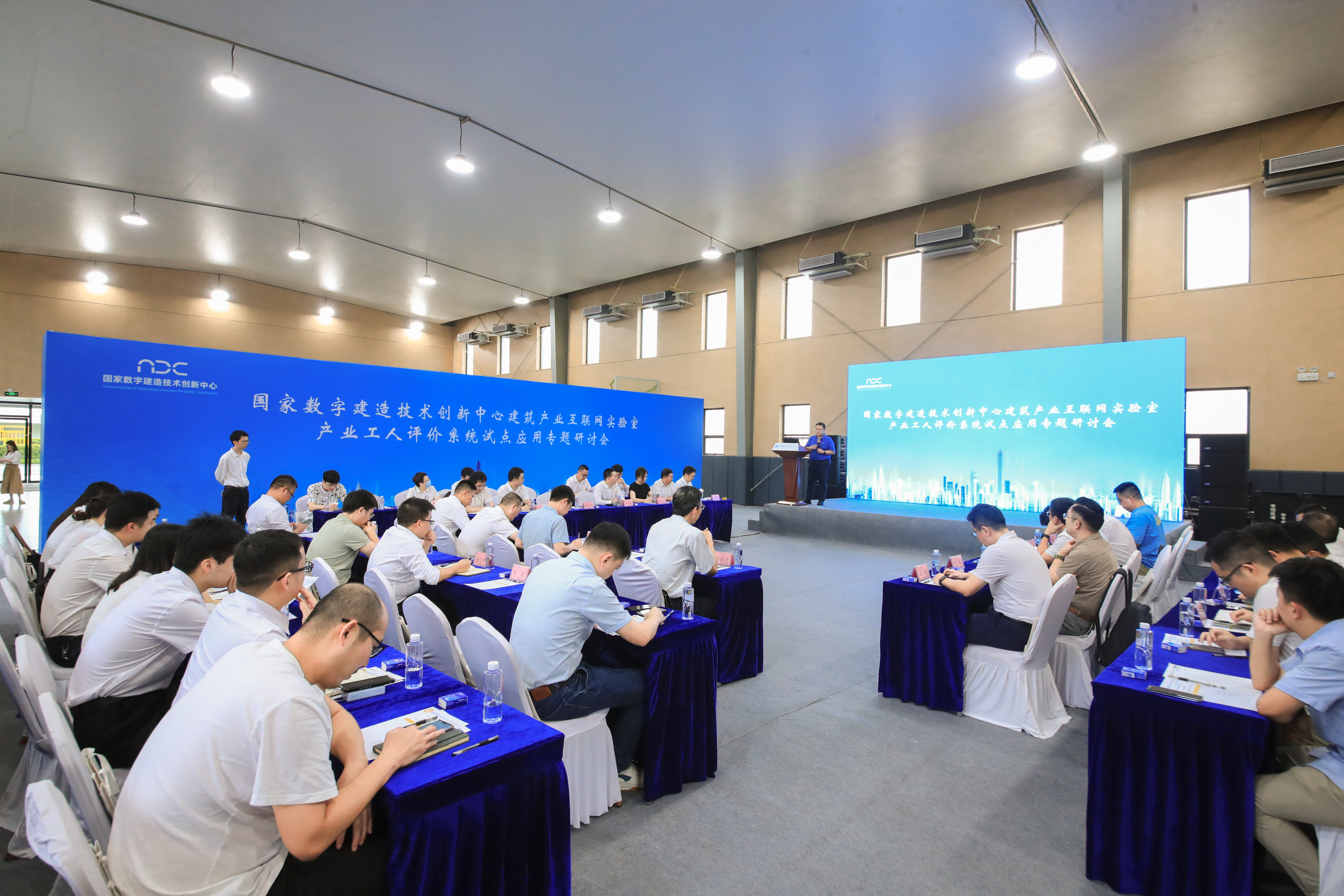 CO8I1305.jpg CO8I1305.jpg